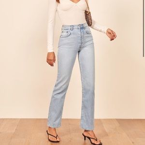 Reformation Cynthia High Rise Straight Jeans wash “Tahoe”